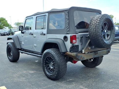 Used 2013 Jeep Wrangler Unlimited Sport AWD/4WD image 5