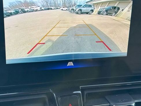 Used 2025 Chevrolet TrailBlazer LT image 14