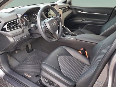 Used 2023 Toyota Camry SE image 16