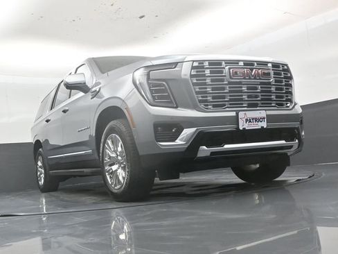 Used 2025 GMC Yukon XL Denali AWD/4WD image 48