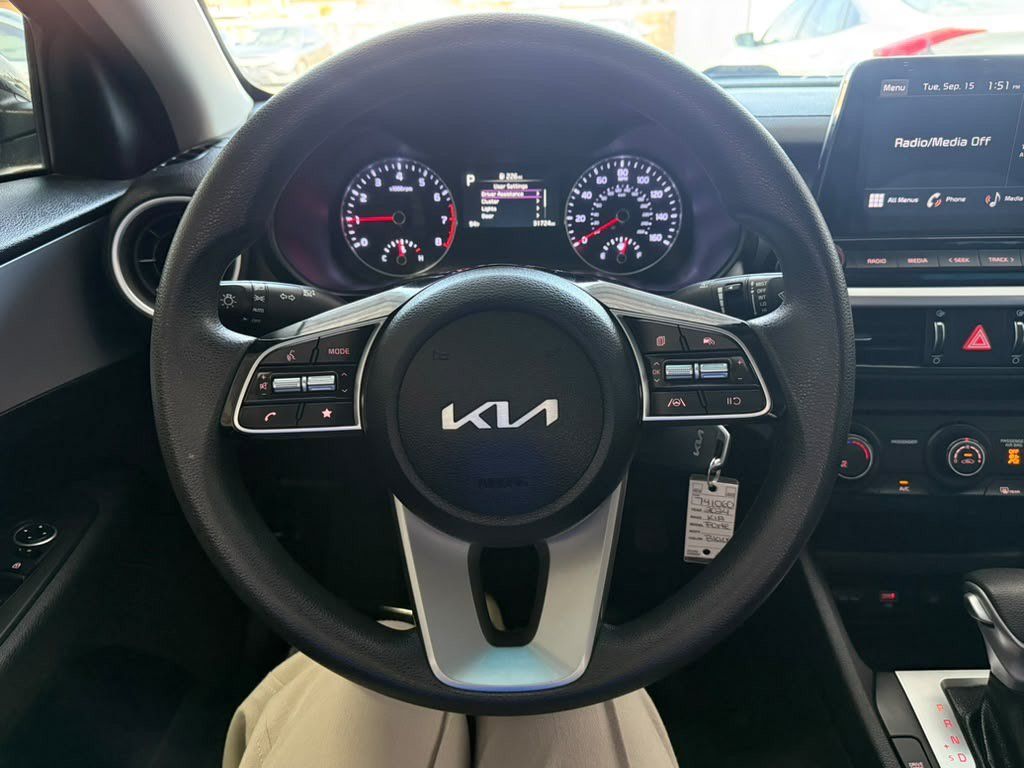 Used 2024 Kia Forte LXS FWD image 17