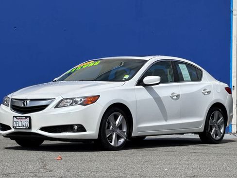Used 2014 Acura ILX w/ Technology Package FWD image 8