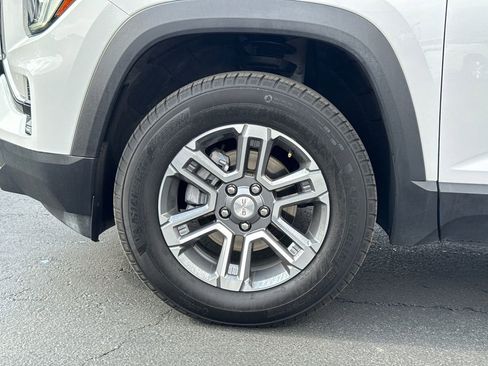 Used 2025 GMC Terrain Elevation image 6