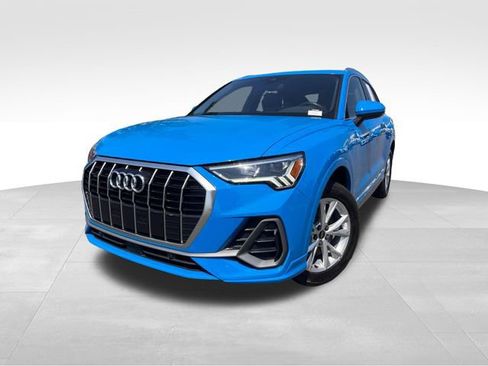 Used 2023 Audi Q3 2.0T Premium AWD/4WD image 9