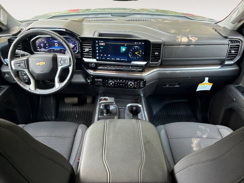 Used 2025 Chevrolet Silverado 1500 LT AWD/4WD image 10