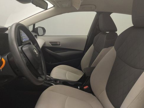 Used 2022 Toyota Corolla LE FWD image 17