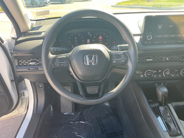 Certified 2023 Honda Accord EX image 13