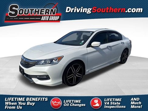 Used 2017 Honda Accord Sport image 1