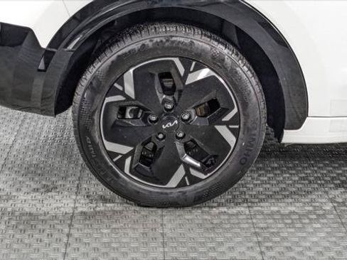Used 2023 Kia Niro Wind w/ Wind Preserve Package FWD image 36