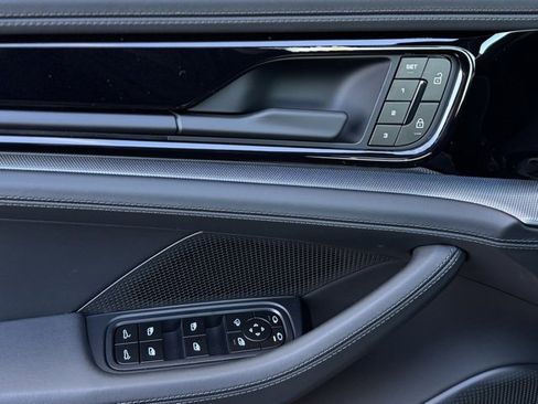 New 2026 Porsche Panamera 4 image 14