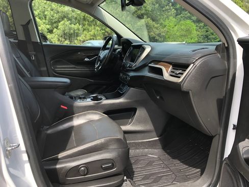 Used 2020 GMC Terrain Denali w/ Denali Premium Package image 11