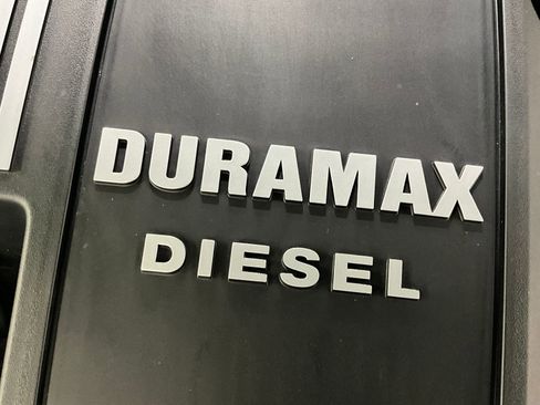 Used 2023 Cadillac Escalade ESV Premium Luxury Platinum w/ LPO, Radiant Package image 32