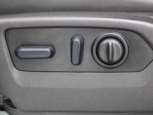 Used 2023 Chevrolet Silverado 2500 High Country w/ Safety Package II image 23