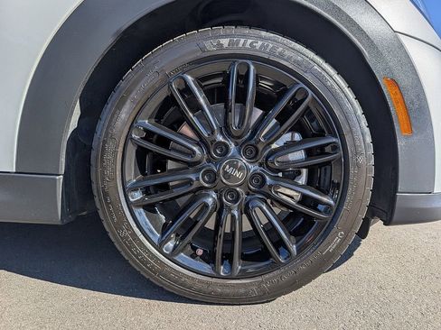 Used 2022 MINI Cooper S w/ Premium Package image 18