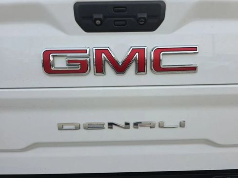 Used 2021 GMC Sierra 2500 Denali AWD/4WD image 9