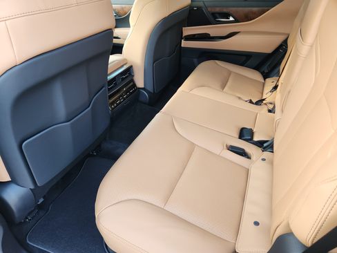 New 2026 Lexus LX 700h Luxury AWD/4WD image 25