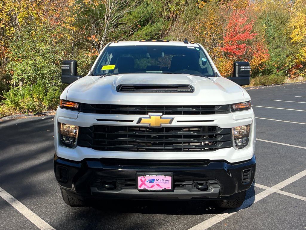 Used 2024 Chevrolet Silverado 2500 Custom w/ Custom Value Package AWD/4WD image 8