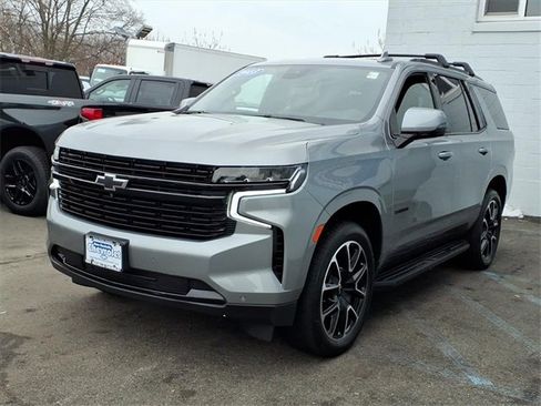 Used 2023 Chevrolet Tahoe RST w/ Luxury Package image 3