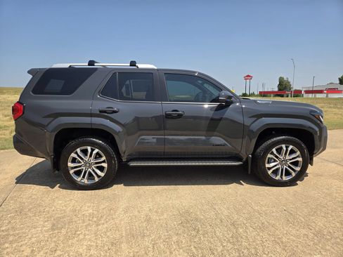New 2026 Toyota 4Runner Limited AWD/4WD image 7