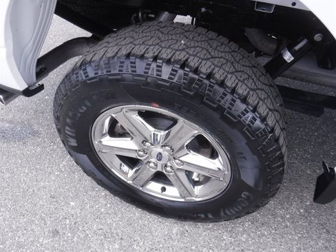 Used 2024 Ford F150 XLT w/ FX4 Off-Road Package AWD/4WD image 4