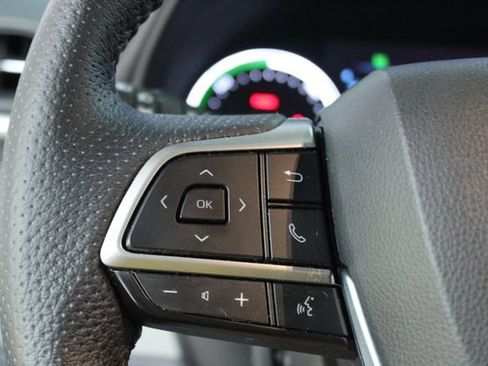 Used 2021 Toyota Sienna Limited FWD image 16