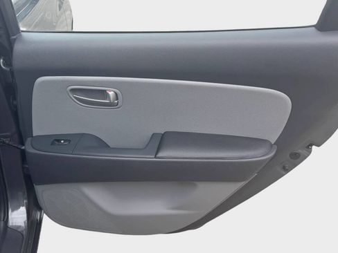 Used 2009 Hyundai Elantra GLS image 13