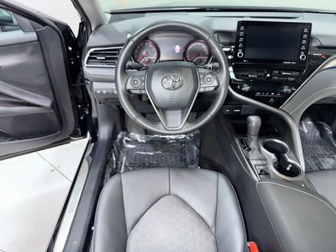 Used 2023 Toyota Camry XSE AWD/4WD image 17