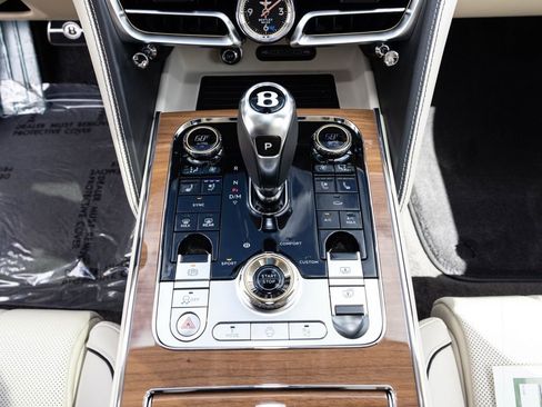 New 2026 Bentley Flying Spur image 47