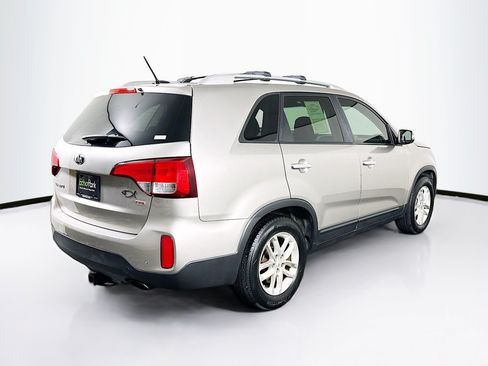 Used 2015 Kia Sorento LX FWD image 9