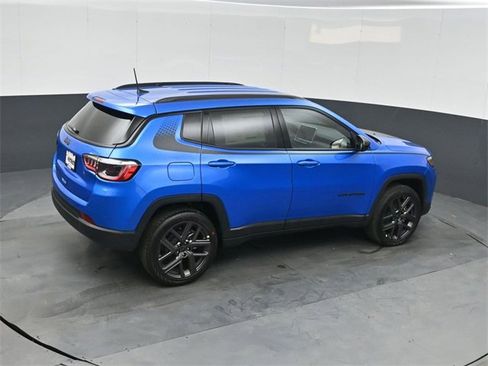 New 2026 Jeep Compass Latitude image 30