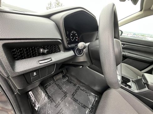 Used 2025 Honda CR-V LX image 19