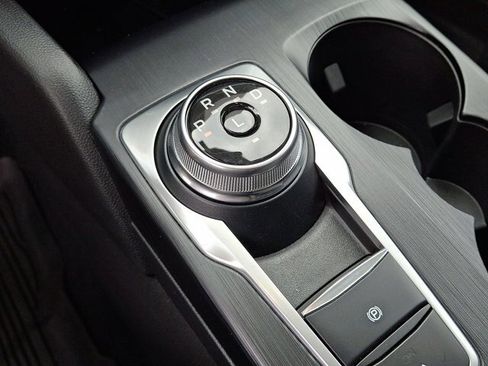 Certified 2023 Ford Escape Platinum w/ Premium Technology Package image 4