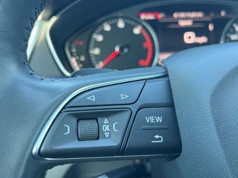 Used 2020 Audi Q5 2.0T Premium image 11