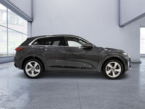 Used 2025 Audi Q5 Prestige AWD/4WD image 7