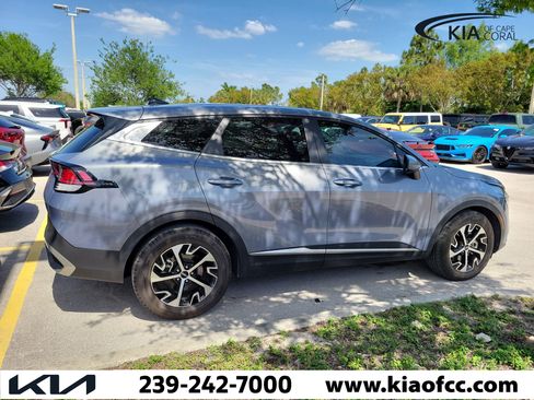 Certified 2023 Kia Sportage EX image 10