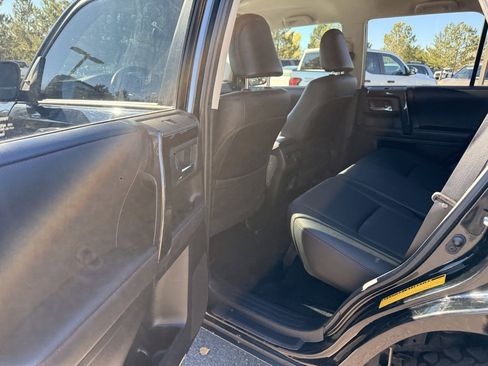 Used 2020 Toyota 4Runner TRD Off-Road Premium image 9