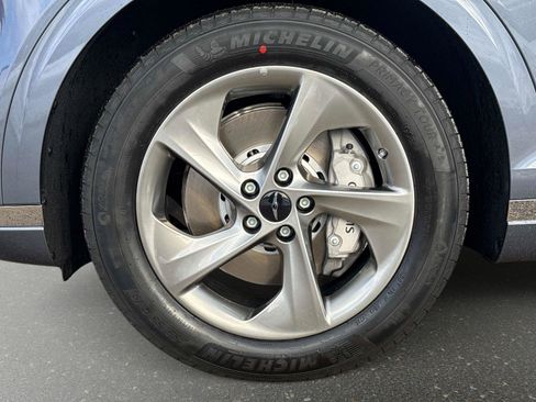 New 2026 Genesis GV70 2.5T Select image 9