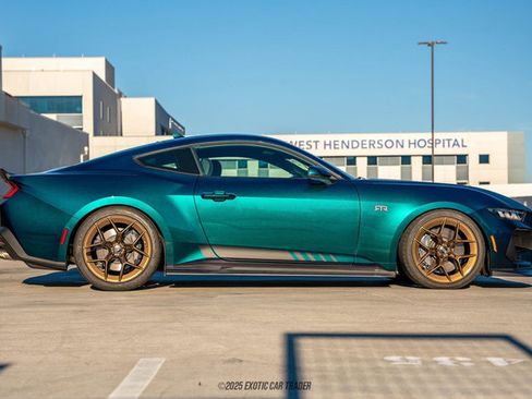 Used 2024 Ford Mustang GT Premium w/ GT Performance Package image 9