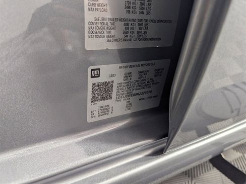 Used 2024 Chevrolet Silverado 1500 RST image 38