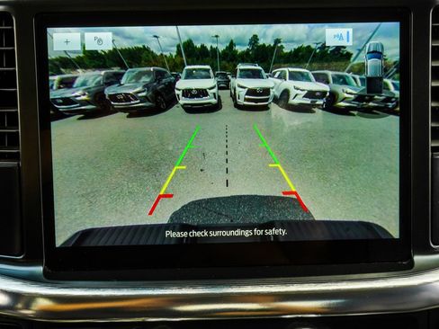 Used 2023 Ford F150 4x4 SuperCrew image 33