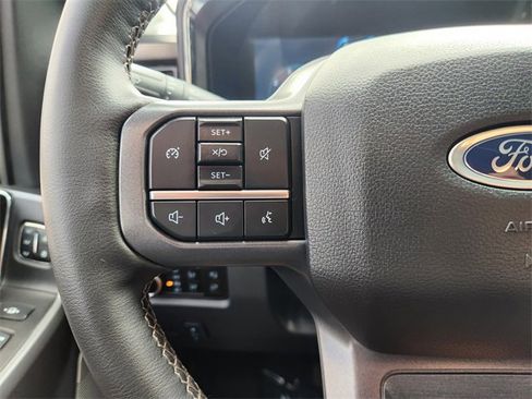 Used 2025 Ford F250 Lariat w/ FX4 Off-Road Package AWD/4WD image 30