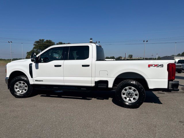 Used 2024 Ford F250 XLT w/ FX4 Off-Road Package AWD/4WD image 21