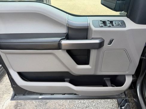 Used 2019 Ford F150 XLT w/ Equipment Group 302A Luxury RWD image 22