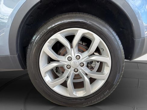 Used 2019 Land Rover Discovery Sport HSE AWD/4WD image 25