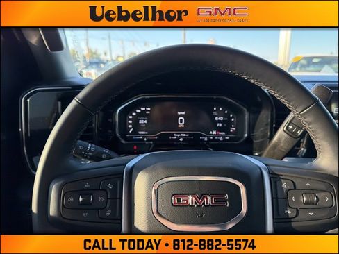 Used 2025 GMC Sierra 1500 SLT image 26