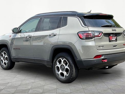 Used 2022 Jeep Compass Trailhawk w/ Trailhawk Elite Group AWD/4WD image 4