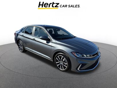 Used 2025 Volkswagen Jetta SE