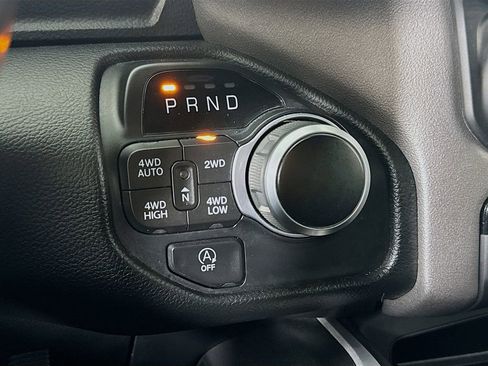 Used 2021 RAM 1500 Big Horn image 16