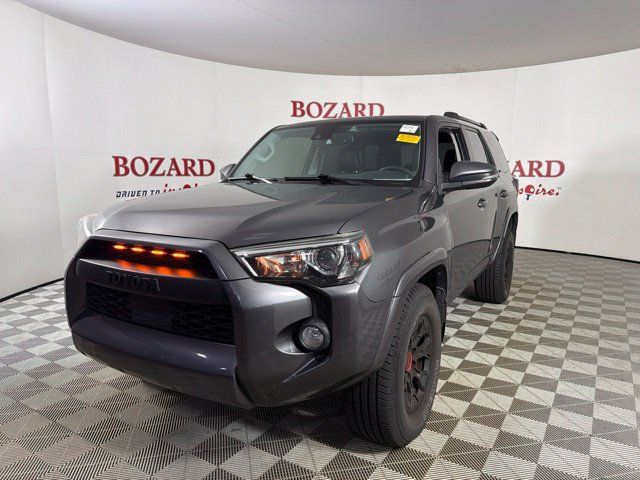Used 2020 Toyota 4Runner SR5 Premium w/ Moonroof Package RWD image 5