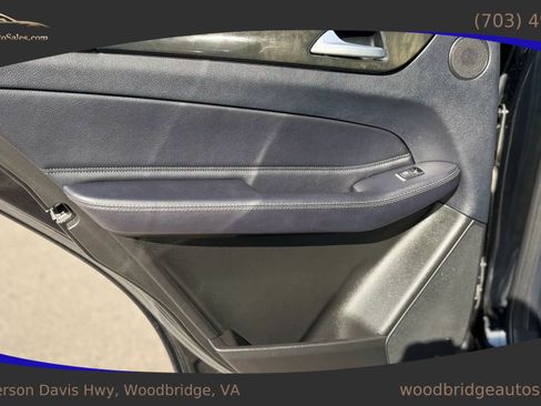 Used 2017 Mercedes-Benz GLE 350 4MATIC image 9